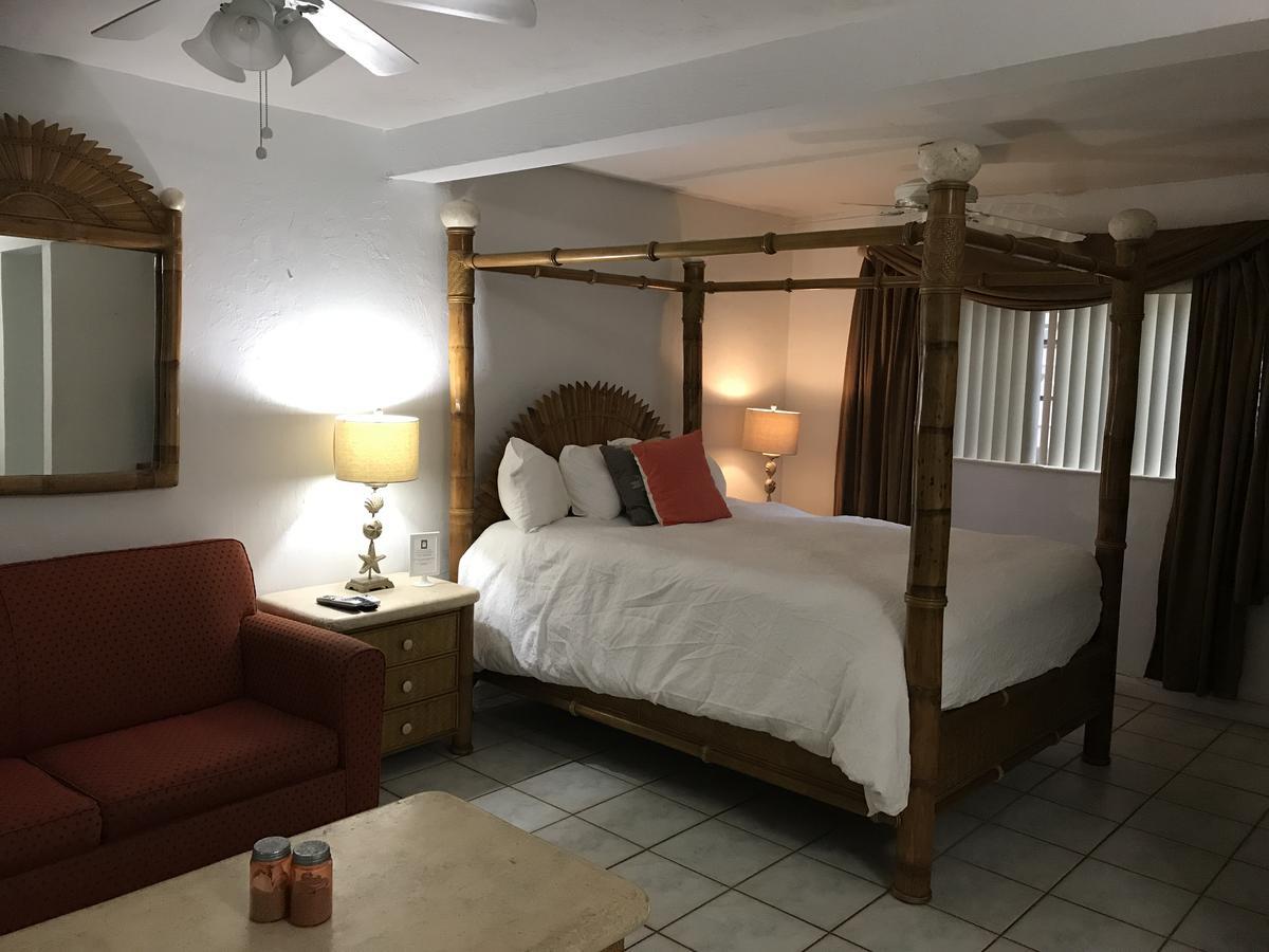 Courtyard Villa Hotel Lauderdale-by-the-Sea Eksteriør billede